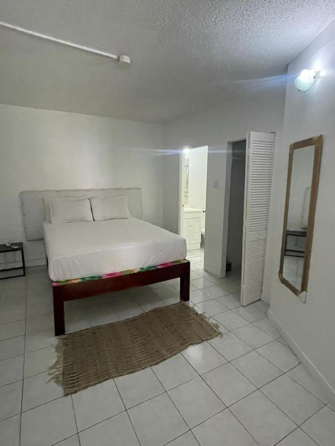 Finest Accommodation Marley Manor Apt # 513 Ground Floor 6 Marley Rd Kgn 6 Кингстон Экстерьер фото